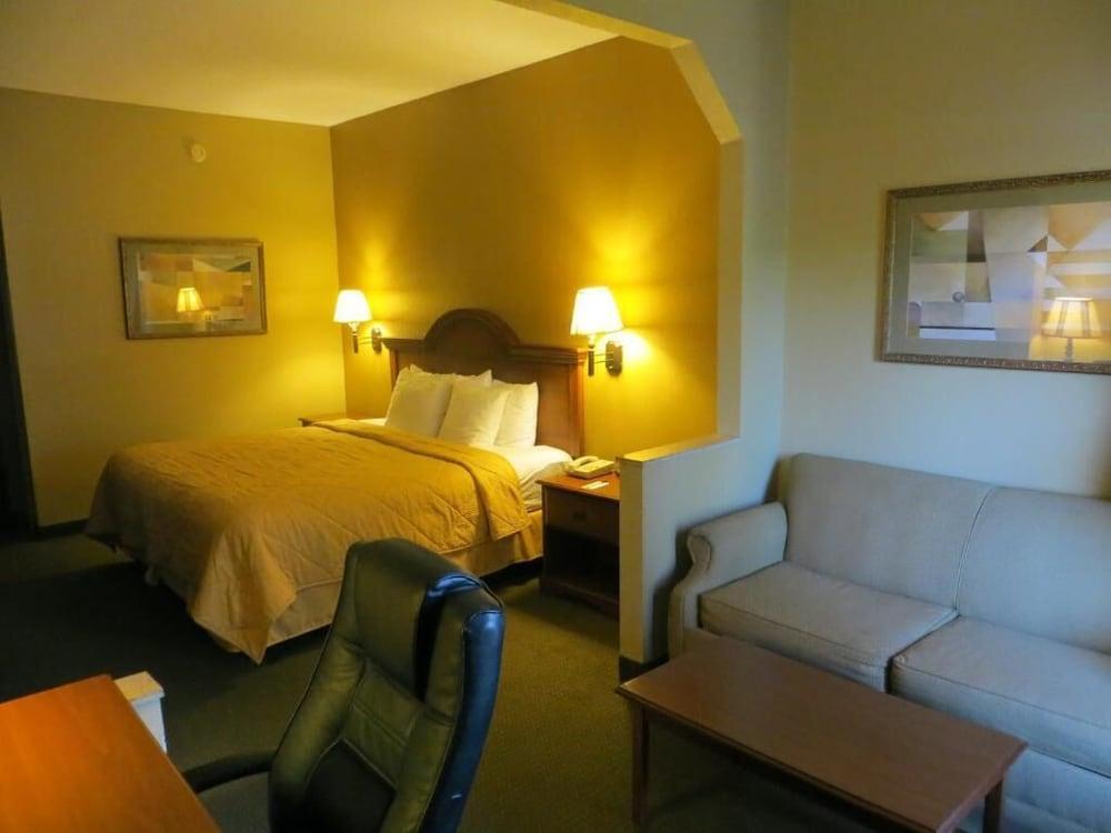 Fairview Inn & Suites Mobile Exterior photo