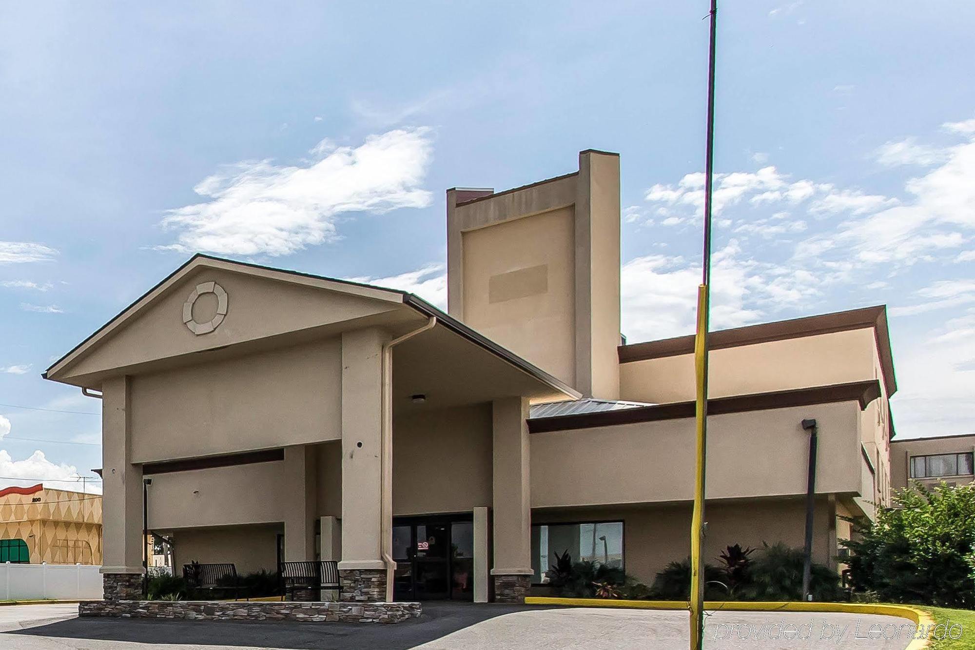 Fairview Inn & Suites Mobile Exterior photo